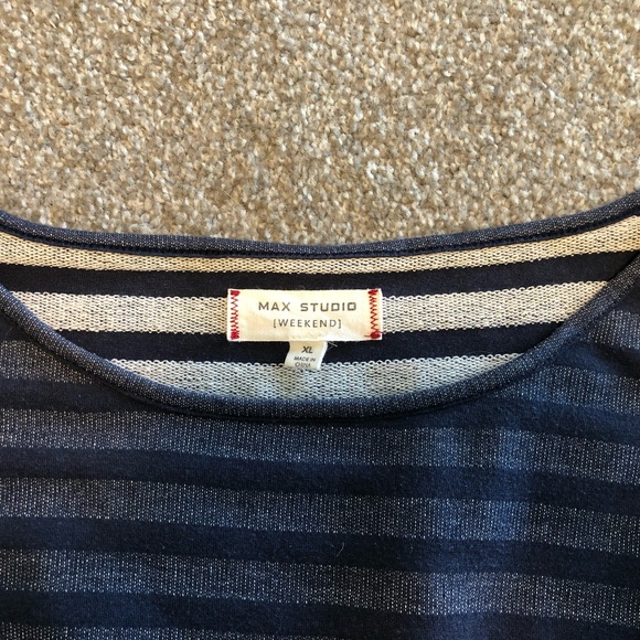 SOLD! Max Studio Weekend sweater - Picture 6 of 7